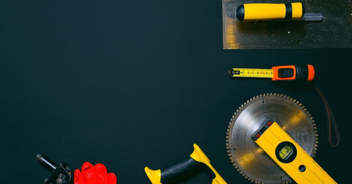 cut-anything-tight-spaces-tiny-blade: A Pro's Guide